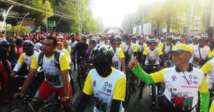 Sepeda Nusantara Etape Semarang Dukung Pemecahan Rekor Dunia Poco-Poco