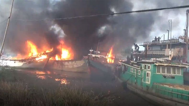 5 Kapal Nelayan di Pati Ludes Terbakar, Kerugian Puluhan Miliar Rupiah