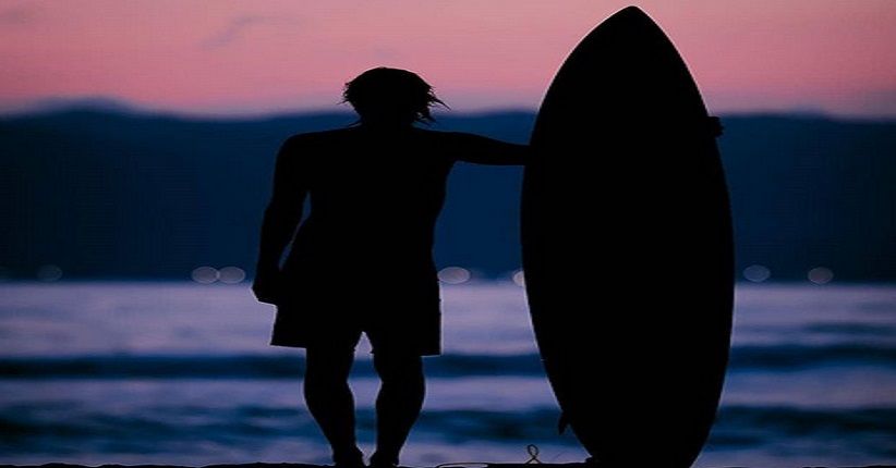 Ombaknya Terkenal Eksotis, Pantai Teleng Ria Pacitan Diincar Surfer