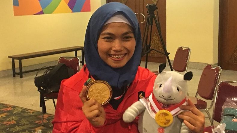 Defia Rosmaniar Sumbang Emas Pertama, Ini Komentar Jokowi