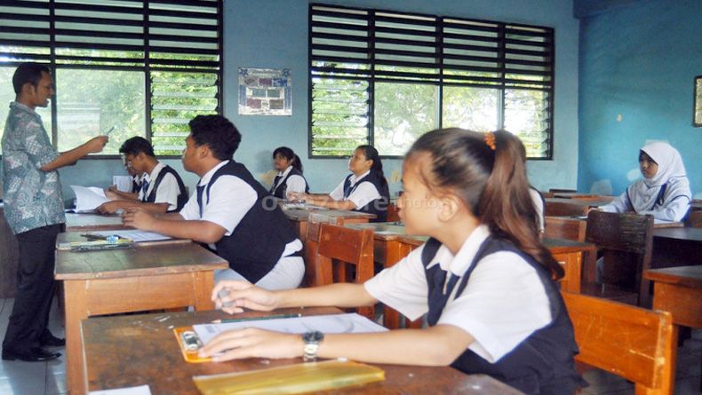 Dewan Pendidikan Surabaya Akan Evaluasi Sekolah yang Kekurangan Siswa