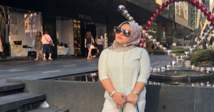 Diperlakukan Tidak Sopan oleh Pelayan Toko, Adik Syahrini Emosi