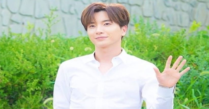 Tiba di Jakarta, Leeteuk Super Junior Berburu Kuliner Indonesia