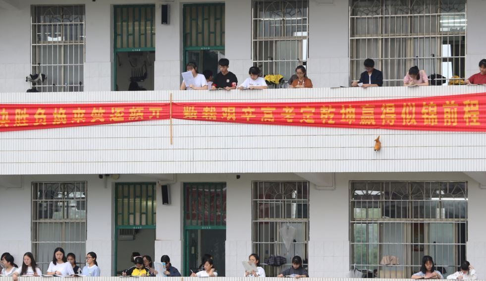 46 Warga China Ditangkap karena Memprotes Rencana Pemindahan Siswa