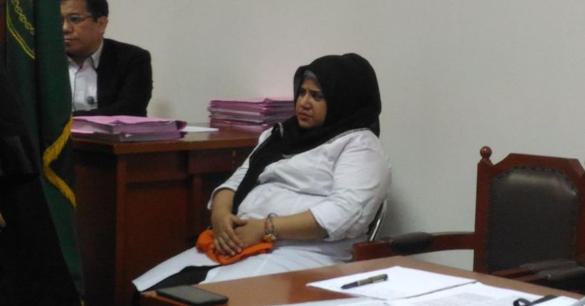 Vonis Dijatuhkan, Dhawiya Dihukum 18 Bulan Rehabilitasi