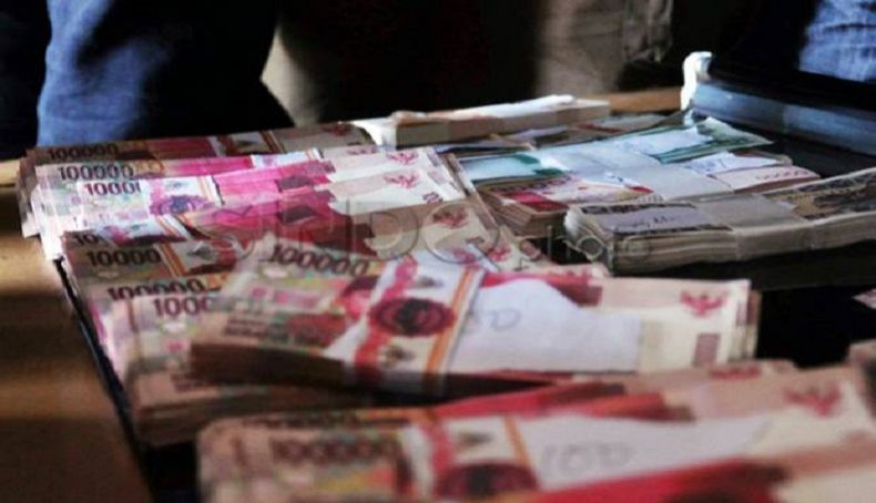 Buronan Terpidana Korupsi Pengadaan Jamban Ditangkap Saat Tidur