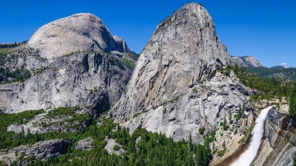 Remaja Israel Tewas Terjatuh saat Selfie di Taman Nasional California