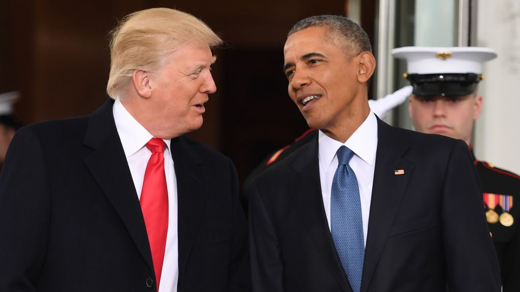 Obama Serang 'Hal-Hal Gila' yang Dilakukan Trump di Gedung Putih