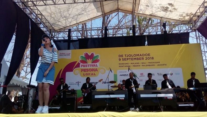 Panaskan Penonton FPL Solo Raya, Resa Lawangsewu Lantunkan Lagu Hits