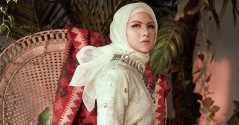 Tampil Cantik Berhijab, Mantan Istri Aming Didoakan Hijrah