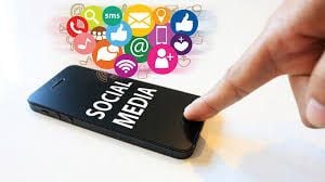 7 Tips Bijak Bermedia Sosial ala Remaja, Pelajar Wajib Tahu!