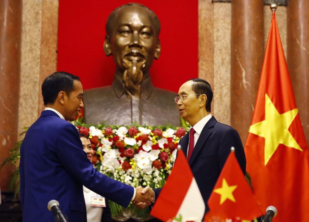 Jokowi: RI-Vietnam Tingkatkan Kerja Sama Atasi Penangkapan Ikan Ilegal