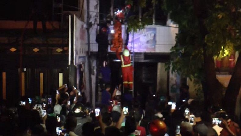 Kebakaran Ruko di Makassar, Ayah dan Anak Tewas Terjebak Kobaran Api