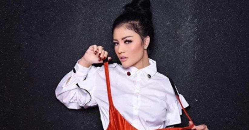 Kisah Hesty Klepek-Klepek saat Tersandung Kasus Prostitusi di Lampung