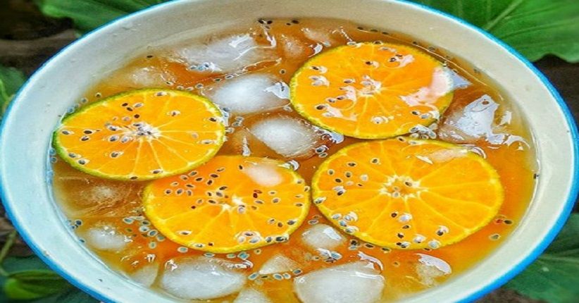 Menikmati Es Jeruk Selasih, Minuman Segar di Siang Hari