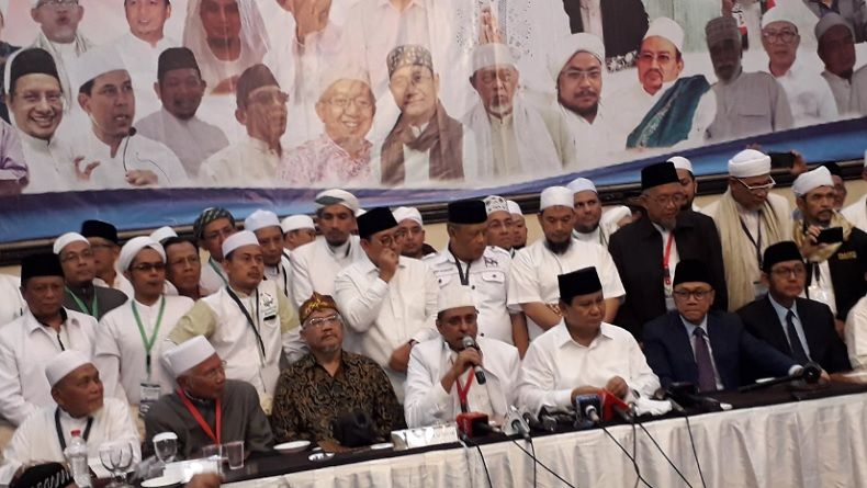 Habib Rizieq Serukan Ulama Dukung Prabowo-Sandiaga dari Mimbar Dakwah
