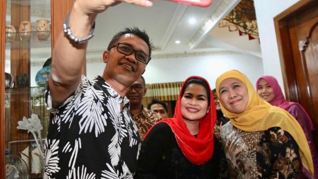 Rivalitas Berakhir, Khofifah-Puti Bersatu Menangkan Jokowi-Ma'ruf