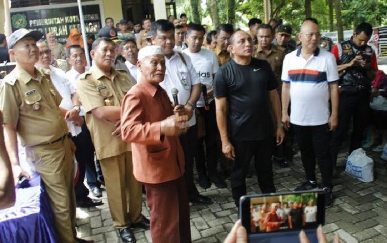 Penanganan Banjir di Medan, Gubernur Edy Rapat di Kantor Kelurahan