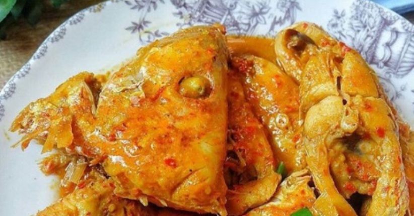 Menyantap Gulai Kakap Merah dengan Bumbu Spesial yang Bikin Ngiler