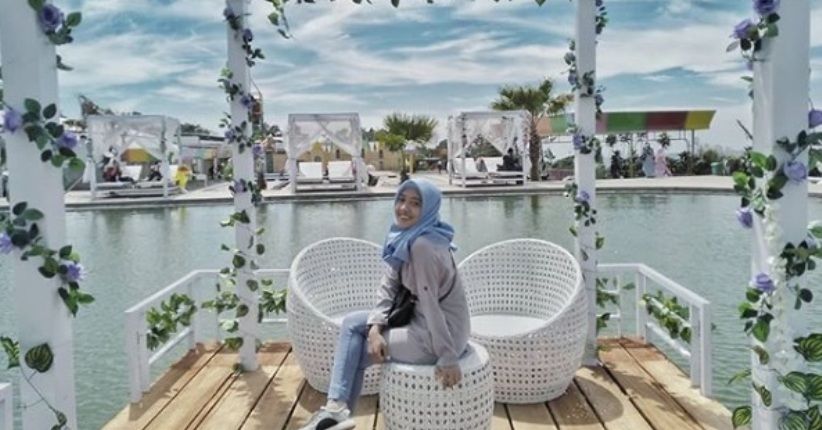 Spot Instagramable Kebun Celosia Semarang Mirip Taman di Belanda