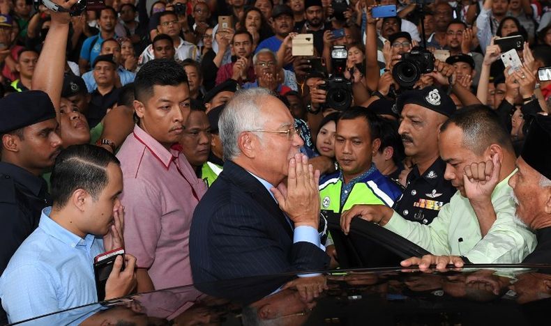 Dijerat 25 Dakwaan, Jaksa: Najib Razak Seharusnya Ditahan