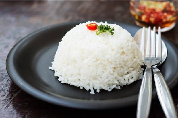 Penderita Diabetes Lebih Aman Makan Nasi Beku, Mitos atau Fakta?