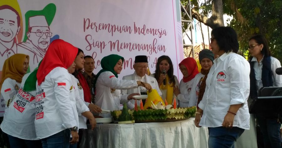 Deklarasi Dukungan Perempuan Indonesia Dihadiri Ma'ruf Amin dan Istri