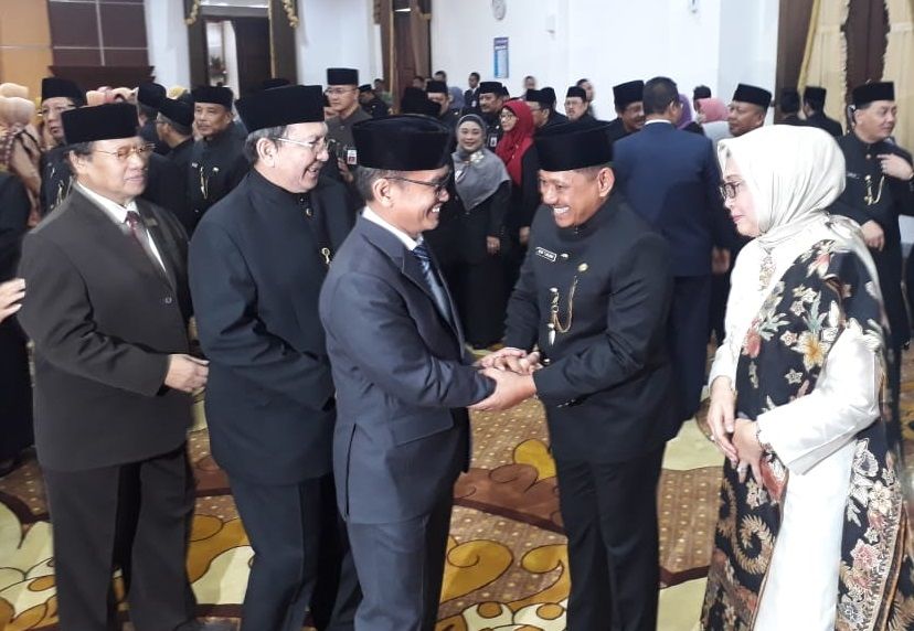 Lantik Sekda, Soekarwo: Pemprov Jatim Jangan Sampai Gaduh
