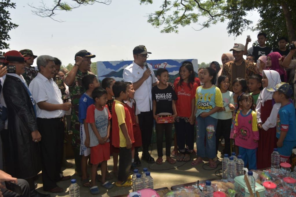 Jaga Sungai Citarum, Emil Bentuk Pasukan Komando Kebersihan Anak