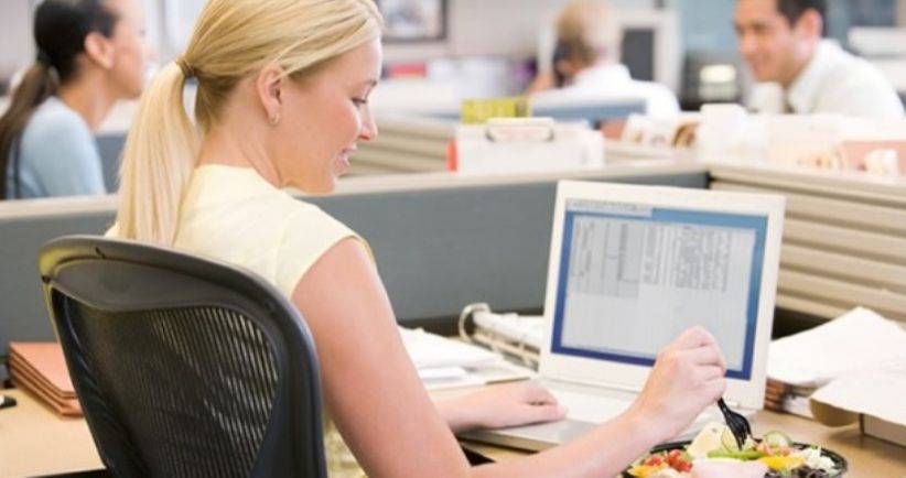 Menyiapkan Masakan dari Pagi Hari, Amankah Dikonsumsi ketika Siang?