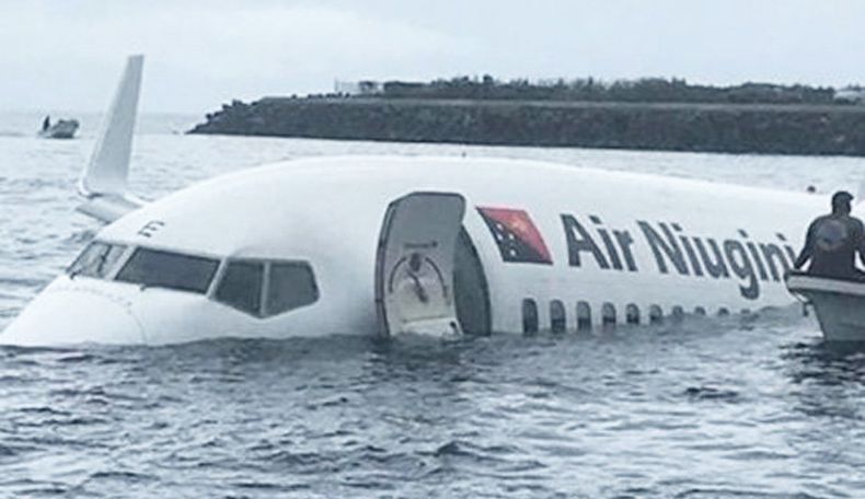 Pesawat Angkut 47 Orang Masuk Danau saat Mendarat, Ini Kisah Penumpang
