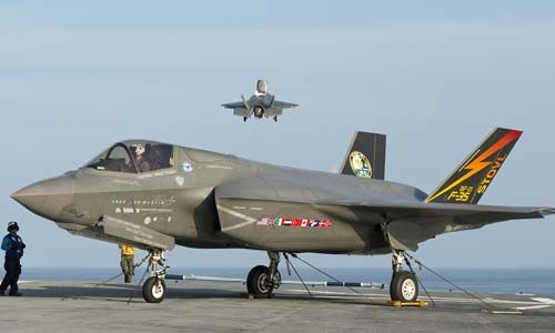 Jet Tempur Siluman F-35 AS Jatuh saat Latihan, Pilot Selamat