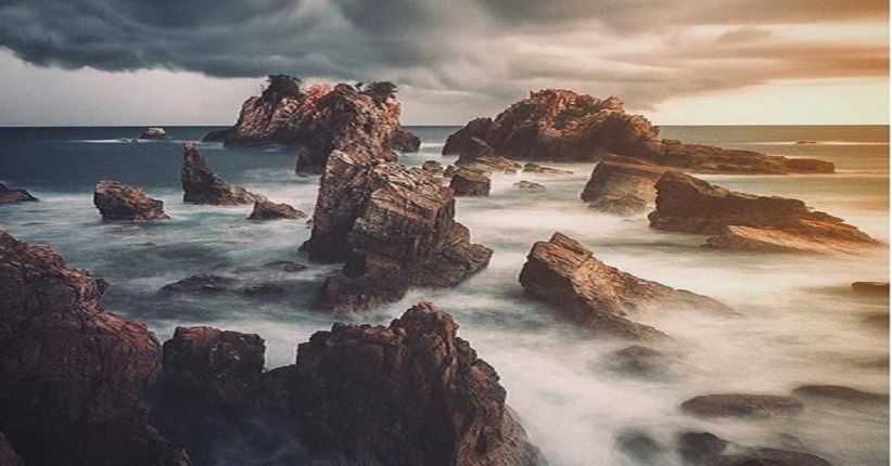 Wisata Lampung, Intip Pesona Pantai Gigi Hiu yang Mirip Planet Luar