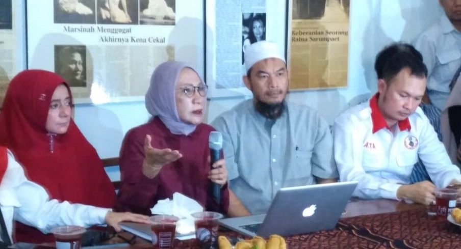 Cerita Lengkap Kebohongan Ratna Sarumpaet, dari Keluarga Menjadi Viral