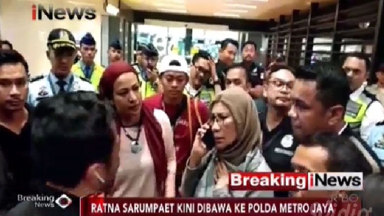 Saat Ditangkap Polisi, Ratna Sarumpaet Mau Bepergian ke Cile
