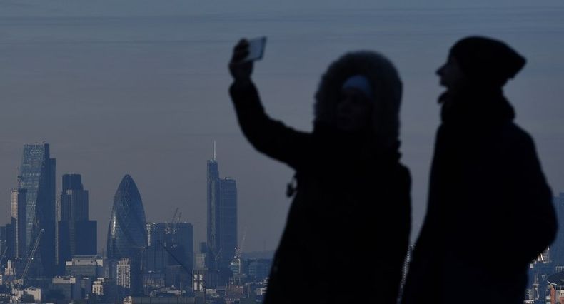 259 Orang di Dunia Tewas saat Selfie, India dan Amerika Juaranya