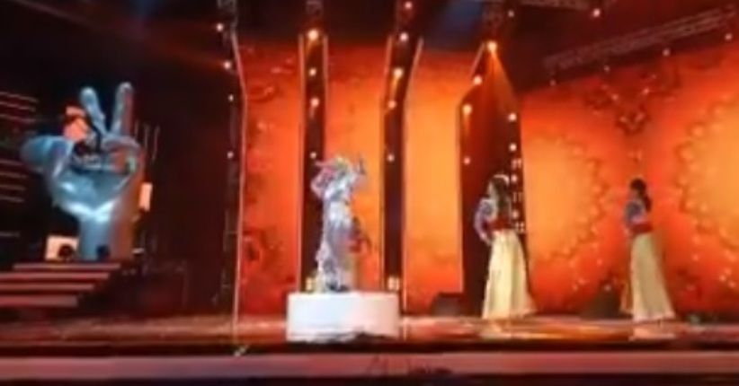 Meriahkan Malam Grand Final TVKI 3, Starla Tampil Memukau