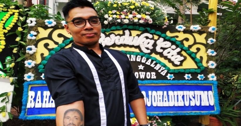 Mike Wowor Torehkan Kerinduan Sosok Rudy Wowor Melalui Tato