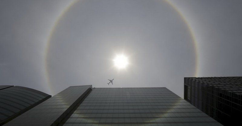 Sinar Matahari Terik di Hari Tanpa Bayangan, Ini Bahaya bagi Kesehatan