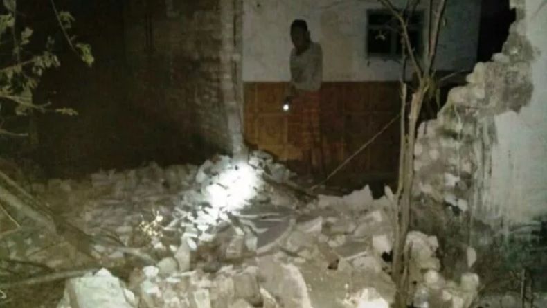 Pascagempa 6,4 SR, Warga Situbondo Tak Berani Tidur di Rumah