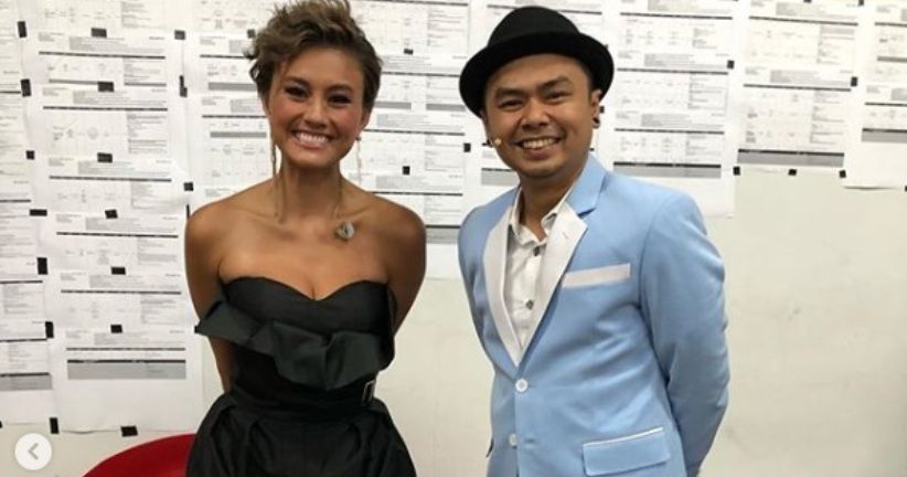 Foto Bareng Agnez Mo, Wendy Cagur Canggung