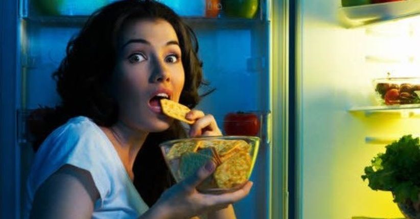 Makan Malam Bisa Bikin Gemuk? Ini Faktanya!