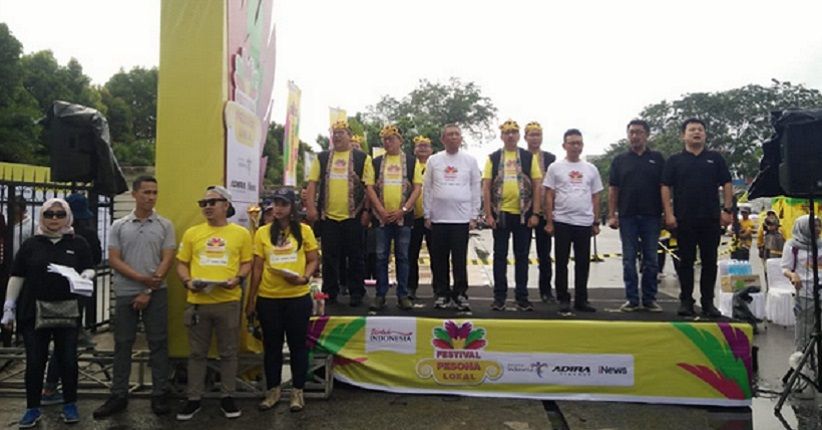 Peserta FPL Pontianak Adu Kreativitas Menampilkan Busana Unik