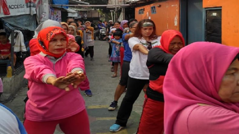 Kenalkan Caleg, Perindo Gelar Senam Bareng Warga Tanjung Priok