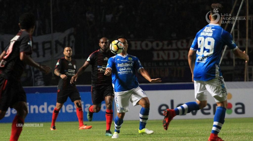 Hasil Liga 1: Persipura Kontra Persib Berakhir Imbang 1-1
