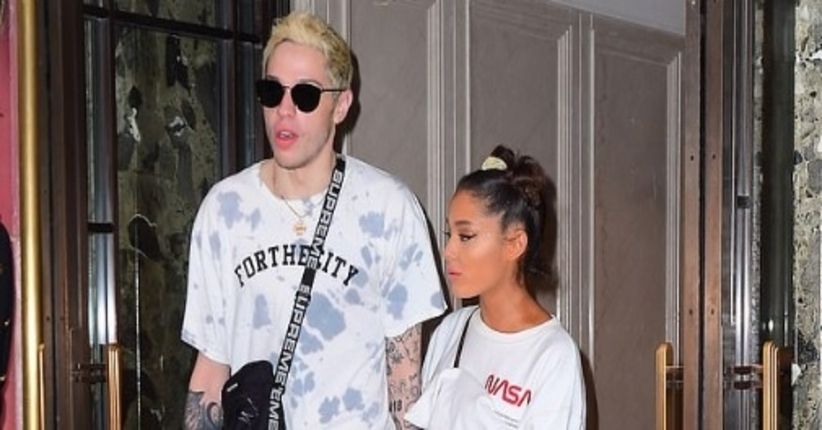 Pertunangan Ariana Grande dan Pete Davidson Dikabarkan Kandas