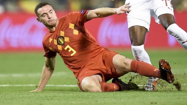 Thomas Vermaelen Absen 6 Pekan, Barcelona Krisis Bek