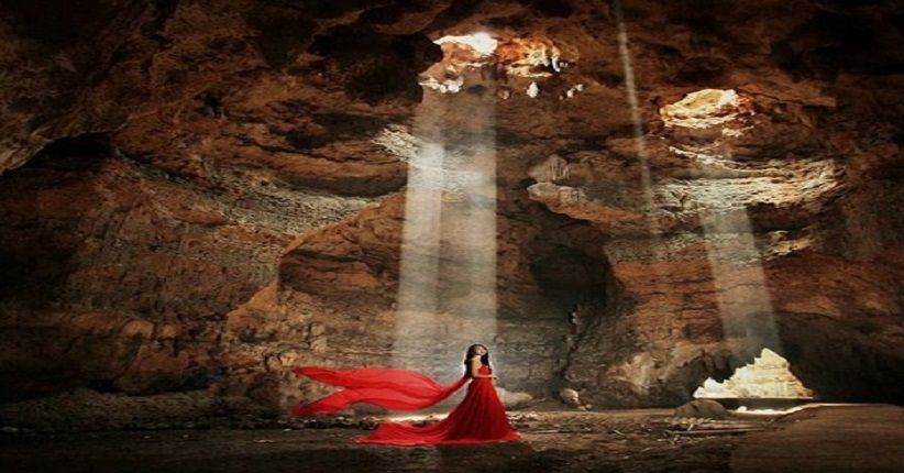 Gua Terawang, Wisata Bawah Tanah yang Miliki Cahaya Eksotis di Blora