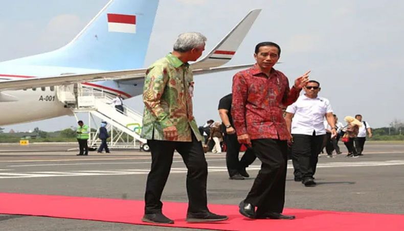 Kunker ke Jateng, Jokowi Keliling Ponpes dan Pimpin Apel Hari Santri
