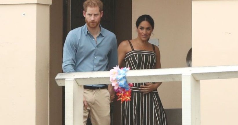 Dikabarkan Hamil Anak Pertama, Meghan Markle Pamerkan Bentuk Perutnya